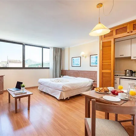 Carlos V Apartment *